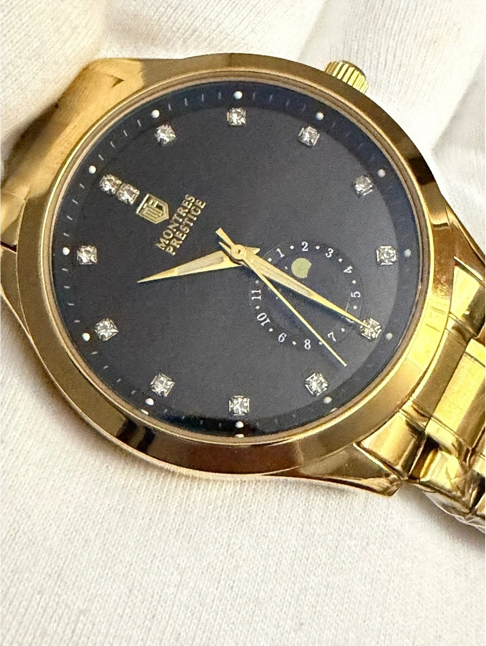 Montres Prestige by INVICTA Men's Gold Tone Wristwatch 42mm reg $200